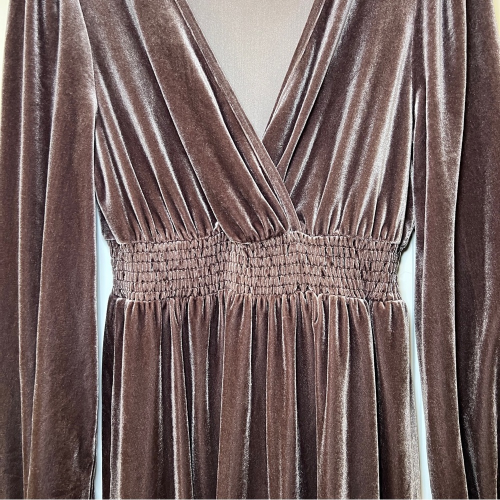 SHEIN Deep Brown Velvet Long Sleeve Women’s XS Dress Empire Waist V Neck - Picture 3 of 16